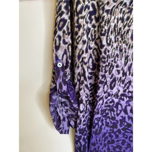 Chicos Glam Cheetah Robin Shirt Blouse Beige Purple Ombre Size 2 (US 12-14) - Picture 3 of 6